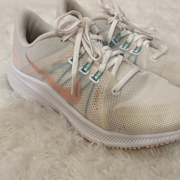 Women's White and Pink Nike Athletic Running  Sneakers - Picture 2 of 9